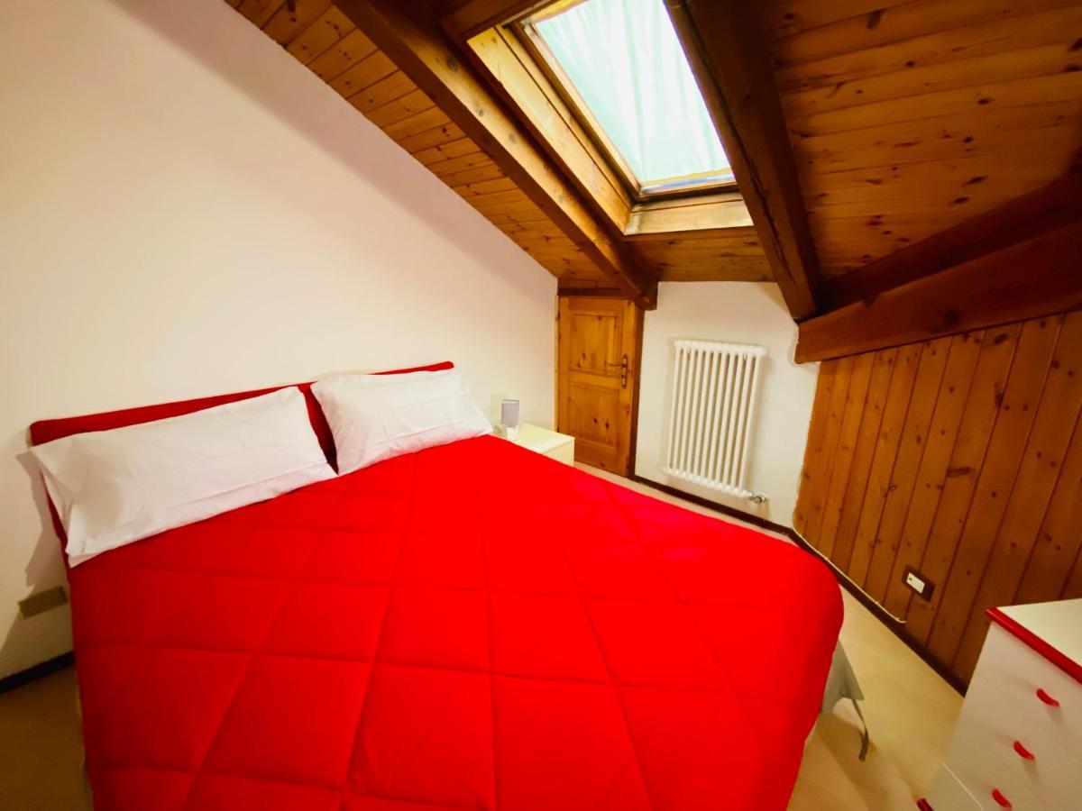 Casa Dei Leoni Apartment อาออสตา ภายนอก รูปภาพ
